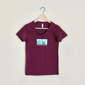 NEW New Belgium Brewing Fat Tire Bicycle Graphic Burgundy T Shirt Women’s Small